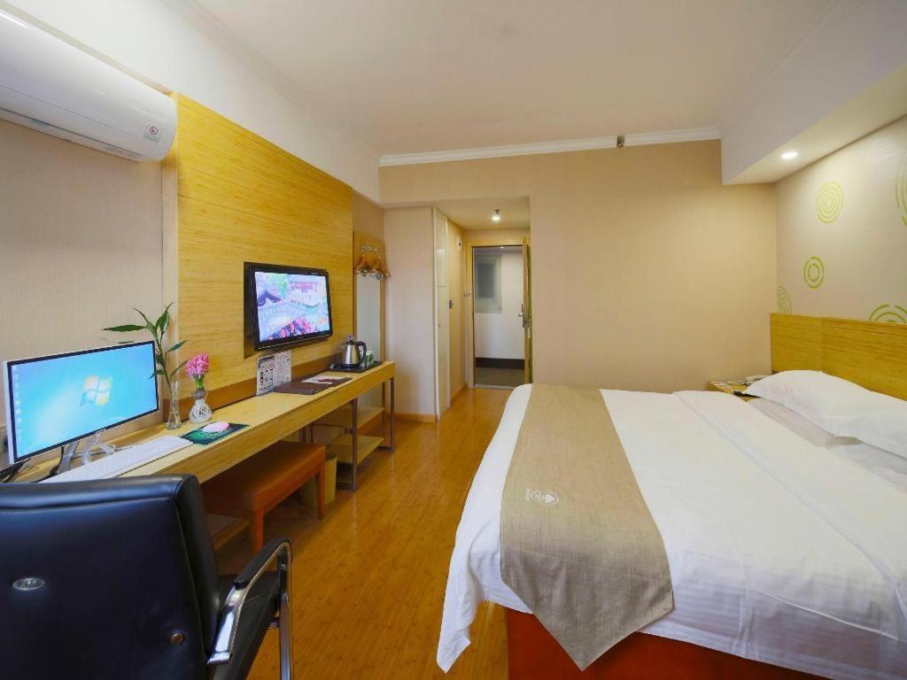 Greentree Inn Shanghai Guangxin Road Tongji Hospital Express Hotel Zewnętrze zdjęcie